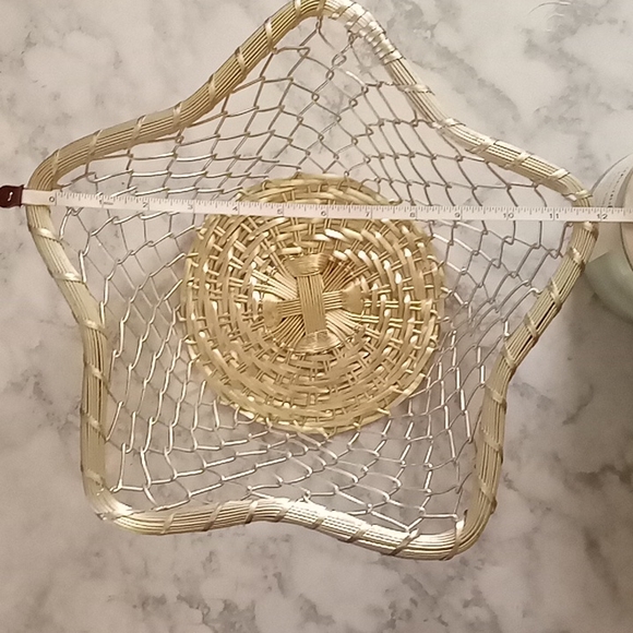 Christmas Decor Silver Star Wire Basket 12" X 11" X  3" Deep Gift Basket Holiday - Picture 2 of 4